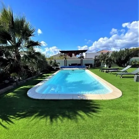 Maison De Plein De Charme Avec Piscine Tatil Evi